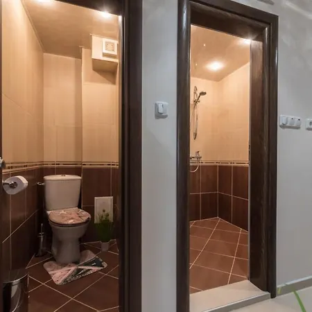 Aventurine וארנה