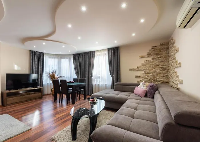 Aventurine Апартаменти *